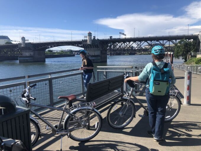 Bike Portland: Bridges, Neighborhoods, Poetry, and Roses - Additional Information and Feedback