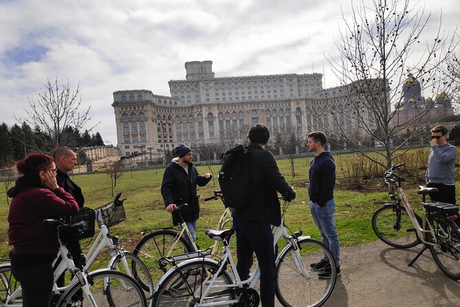 Bike Rentals - Intimate Sightseeing Experience
