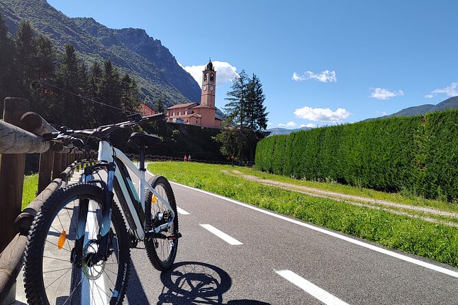 Bike Tour at Lake Como With Cheese Experience - Exploring Lake Como by Bike