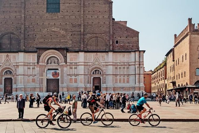 Bike Tour Bologna - Enjoy Bolognas Culinary Delights
