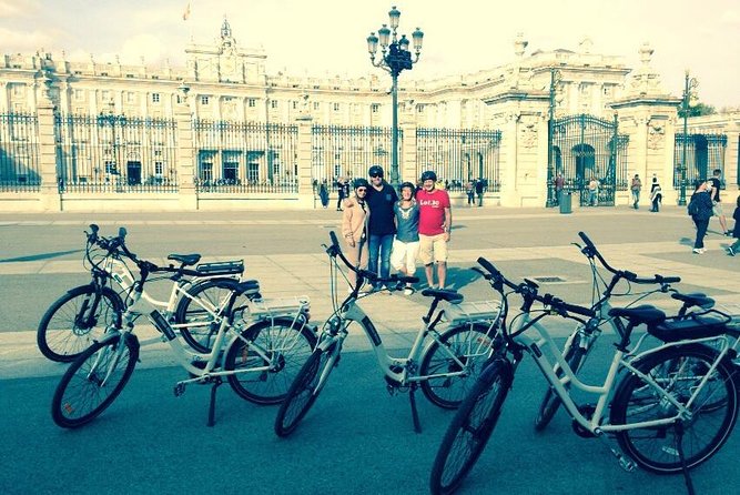 Bike Tour Chasing the Best Sunset in Madrid - Gearing Up for Adventure