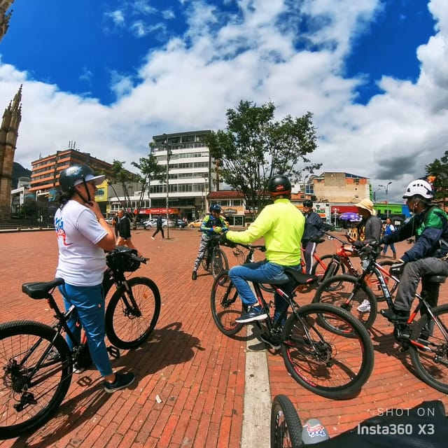 BIKE TOUR IN THE NORTH OF BOGOTÁ - Included Equipment and Services