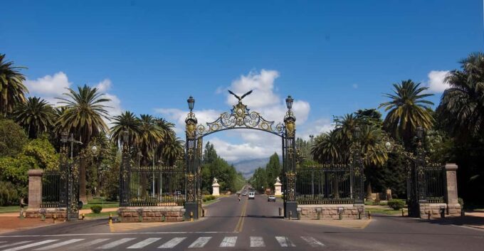 Bike Tour - Meet San Martín Park - Park History and Significance