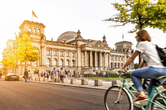 Bike Tour of Berlin Top Attractions With Private Guide - Bike and Equipment Specifications