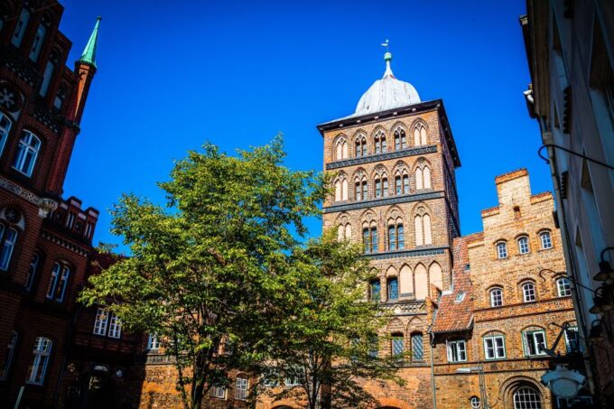 Bike Tour of Lubeck With Top Attractions and Private Guide - Bike and Tour Equipment