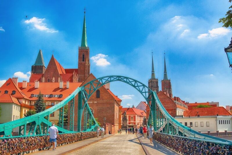 Bike Tour of Wroclaw Old Town, Top Attractions and Nature - Detailed Itinerary