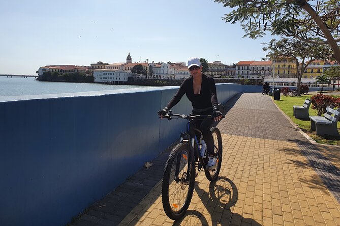 Bike Tour Panamá City and the Old Town - Meeting and Logistics