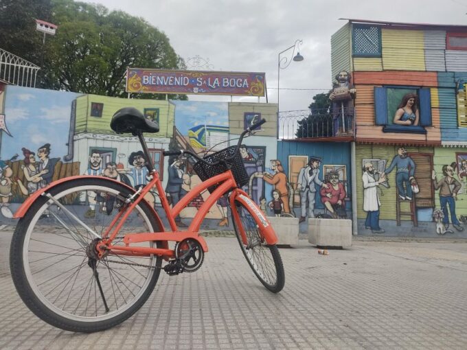 Bike Tour Street Art - Urban Art La Boca / Barracas - Engaging With Local Artists
