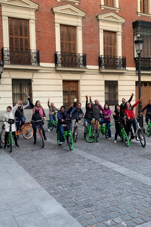 Bike Tour Through Madrid Río and Casa De Campo - Experience Highlights