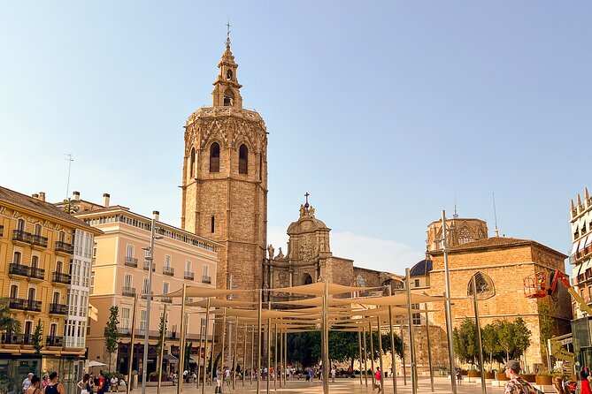 Bike Tour Through the City of Valencia - Review and Excellence Badge