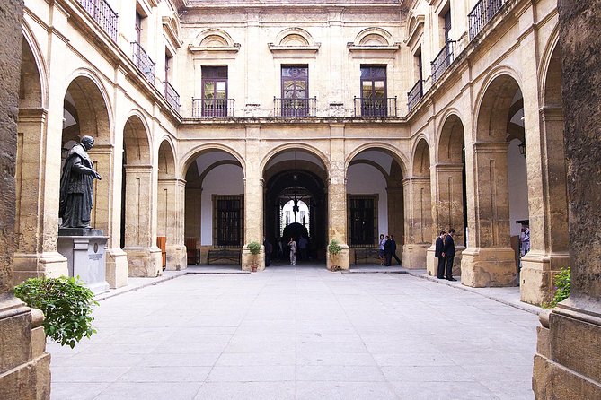 Bike Tour Through the Monumental Area of Seville - Booking and Cancellation Policy