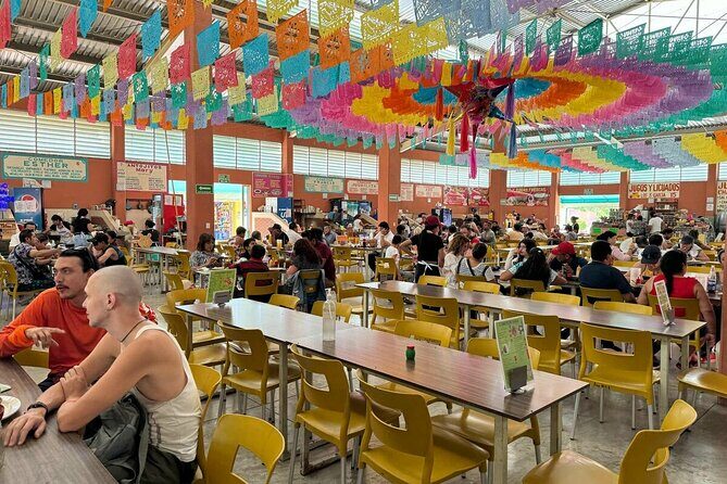 Bike tour to the Tule Tree and the Gastronomic Market - FAQ