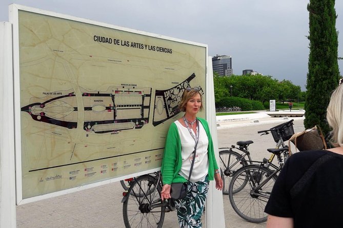 Bike Tour With City Guide From Old to New - Pedaling Through Turia Riverbed