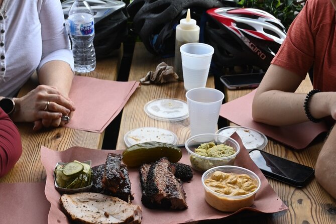 Bikes and BBQ Tour in Austin - Meeting and End Points