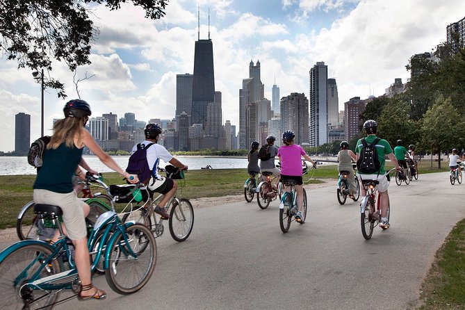 Bikes, Bites, and Brews: Chicagos Signature Dishes Bike Tour - Wrigleyville Wonders
