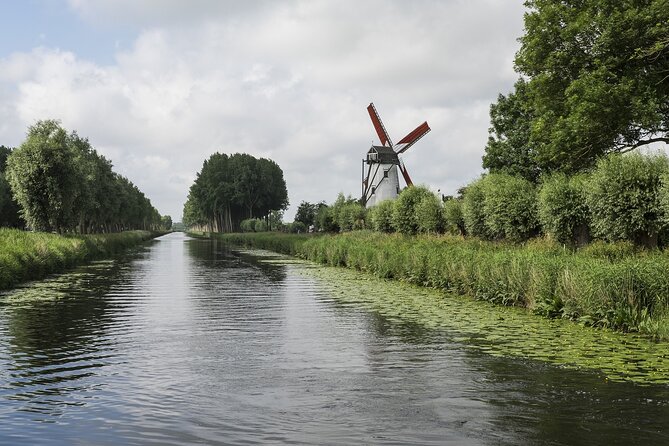 BikeTour Bruges & Damme in Spanish and English - Tour Schedule