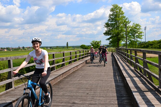 Biking - Bike Tour Karlovac - Friendly Interactions With Locals