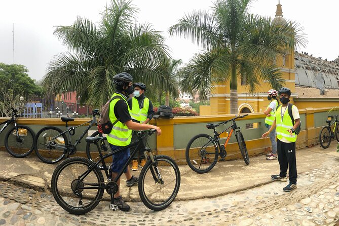 Biking to Wildlife Refuge and Birdwatching (Pantanos De Villas) - Observing Local Wildlife