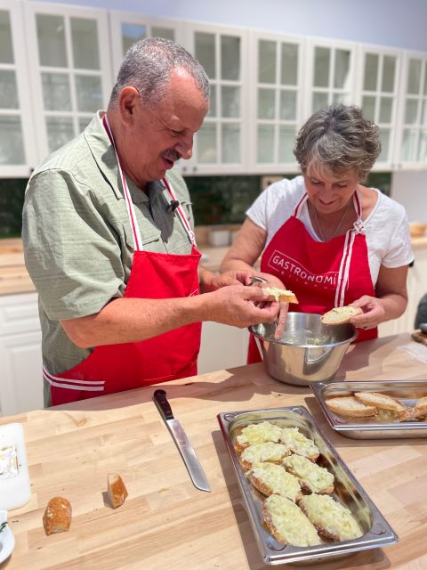 Bilbao: Basque Pintxos and Tapas Cooking Class With Open Bar - Cancellation Policy