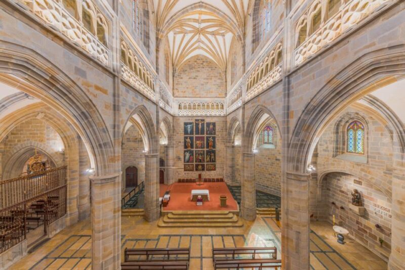 Bilbao: Bilbao Cathedral and San Anton Church Entry Ticket - Key Points