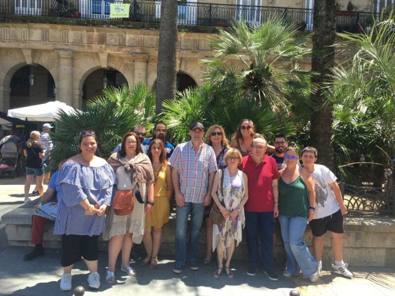 Bilbao: Classic & Modern Guided Walking Tour With Pintxos - Discovering Basque Culture