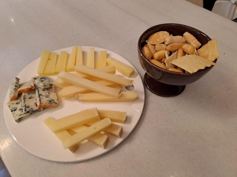 Bilbao Gourmet Pintxos Tour - Languages