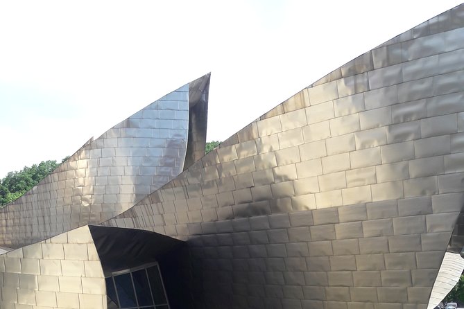 Bilbao & Guggenheim Museum - Discovering the Guggenheim Museum