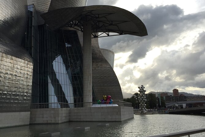 Bilbao Guggenheim Museum Private Tour With Official Tour Guide 100% Personalised - Guest Reviews and Feedback