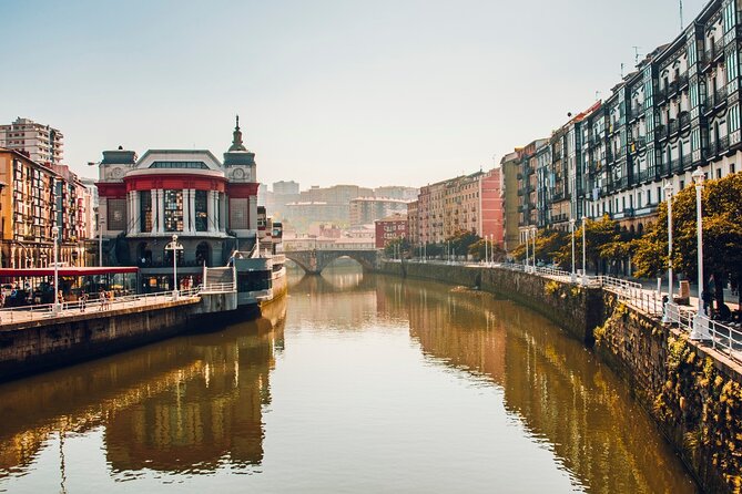 Bilbao & Guggenheim Museum Private Walking Tour With Guide - Meeting and Pickup Details