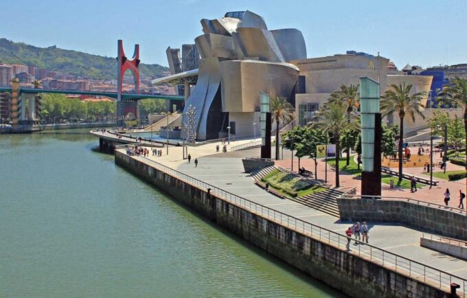 Bilbao: Guggenheim Museum Tour With Skip-The-Line Tickets - Frequently Asked Questions