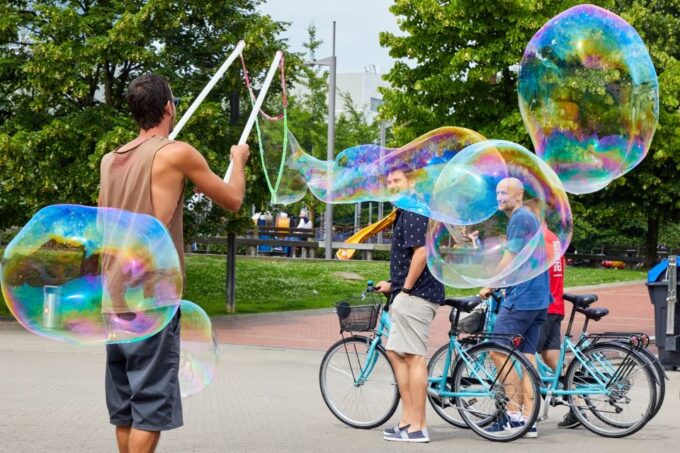 Bilbao: Guided Highlights Small Group E-Bike Tour - Guided Tour Highlights and Activities
