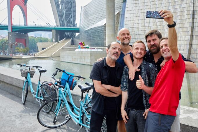 Bilbao: Guided Highlights Small Group E-Bike Tour - Navigating the Tour: Key Details
