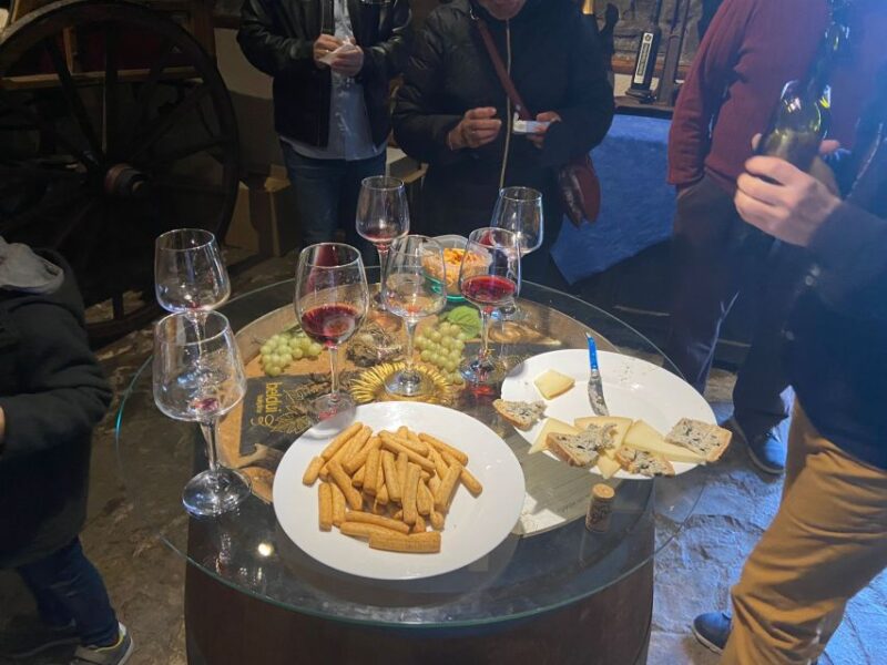 Bilbao: Guided Txakoli Wine Tasting - Wine Tasting Experience