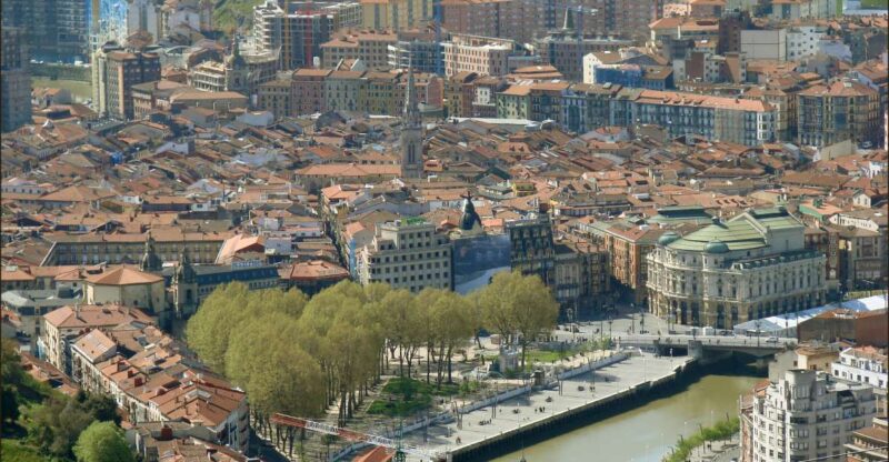 Bilbao: Half-Day Private Tour - Bilbaos Iconic Landmarks