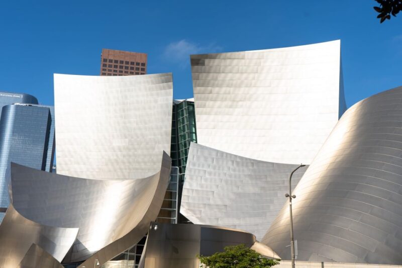 Bilbao: Half-Day Private Tour - Exploring the Old Town