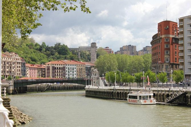 Bilbao Highlights Private Tour & Boat Ride - Private Tour Experience