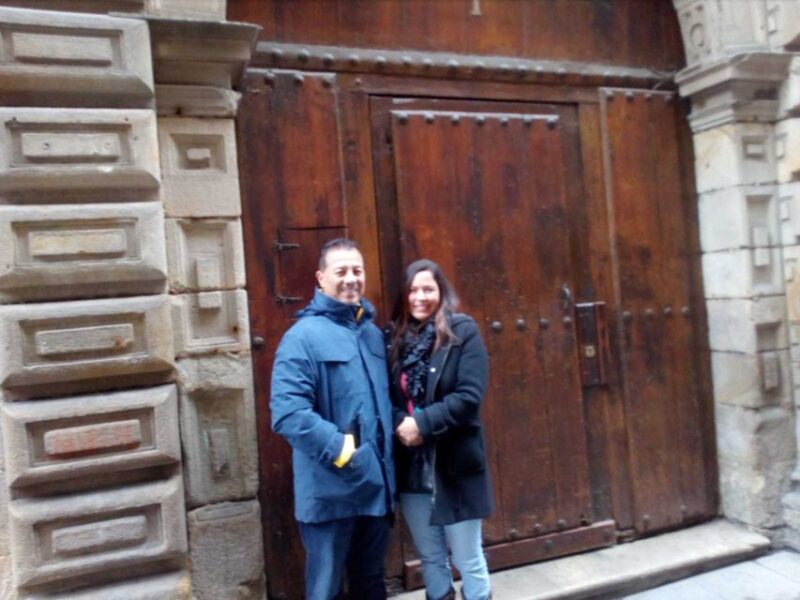Bilbao: Historical and Architectural Walking Tour - Circular Square: Business Center