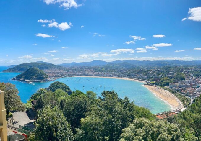 Bilbao: Optimized Transfer To/From Biarritz - Pricing and Booking