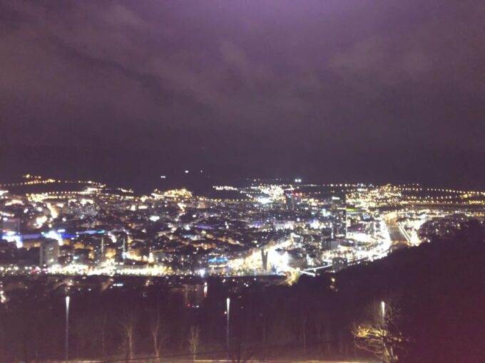 Bilbao: Private Experience at the Guggenheim (German Available) - Meeting Point Details