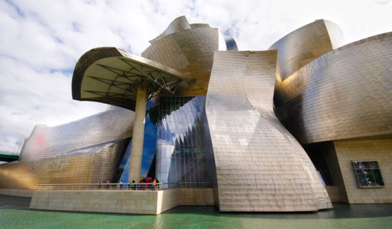 Bilbao Private Walking Tour: History, Guggenheim, Pintxos - Savoring Authentic Basque Pintxos
