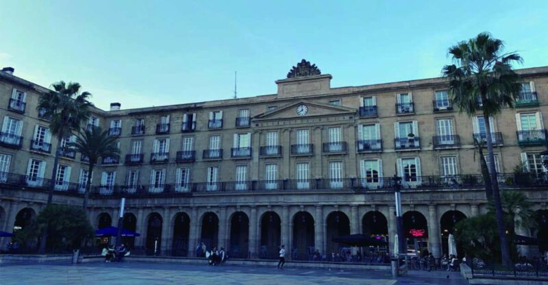 Bilbao Secrets of Casco Viejo: Outdoor Escape Game - Inclusions and Support