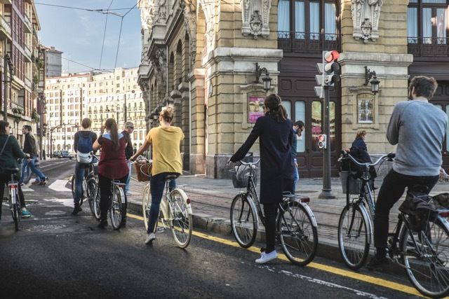 Bilbao: Street Art Small Group E-Bike Tour - Key Points