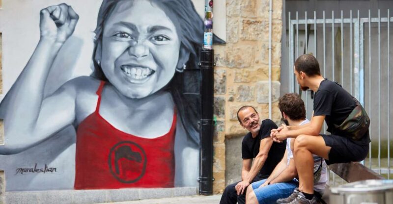 Bilbao: Street Art Walking Tour With Local Craft Beer - Guided by Local Experts