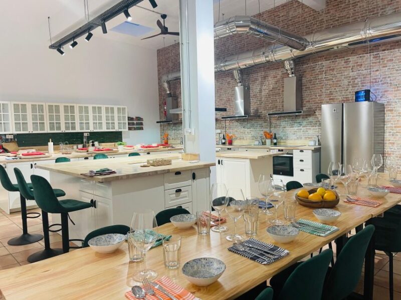 Bilbao: Traditional Basque Cooking Class With Wine Tasting - Class Pricing and Availability