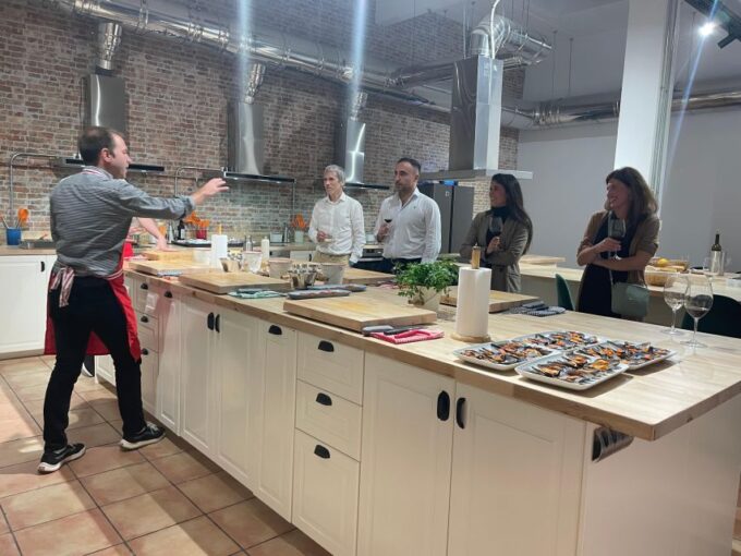 Bilbao: Traditional Basque Cooking Class With Wine Tasting - Cancellation Policy