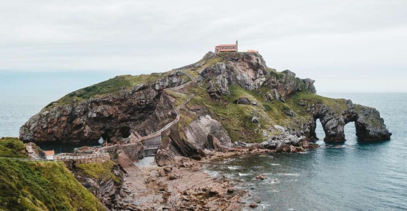 Bilbao: Txakoli, Gaztelugatxe, & Urdaibai With Wine Tasting - Key Points