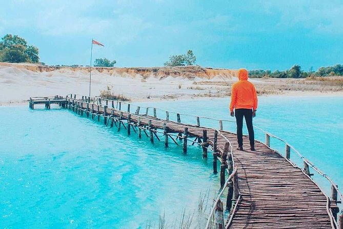 Bintan Sand Dunes and Blue Lakes Half-Day Tour With Lunch - Service Provider