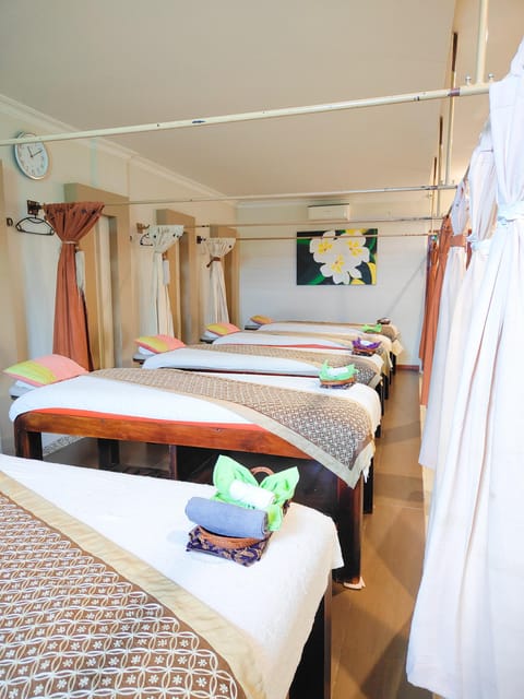 Bintan: Tropical Massage and Exclusive Full Day Spa Package - Participant Suitability