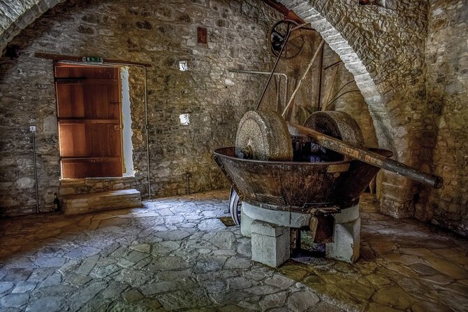 Bio Farm Private Olive Oil Tasting, Farm to Fork Meal & Temple of Poseidon Tour - Temple of Poseidon Visit