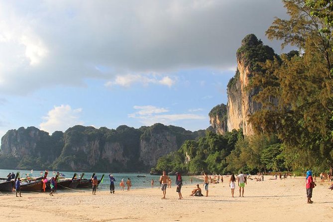 Bio Luminescent Swimming From Krabi - Meeting and Pickup